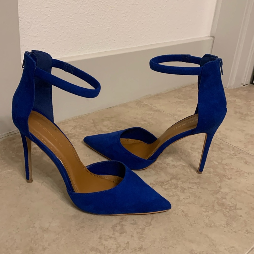 Royal blue Heels - women’s 11